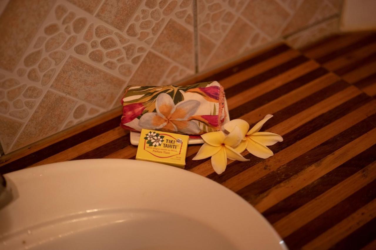 Location " La Pirogue " Maison D'Hotes A Moorea Haapiti Eksteriør billede