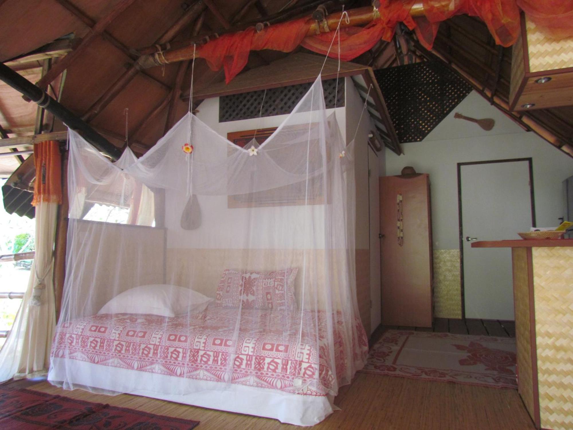 Location " La Pirogue " Maison D'Hotes A Moorea Haapiti Eksteriør billede