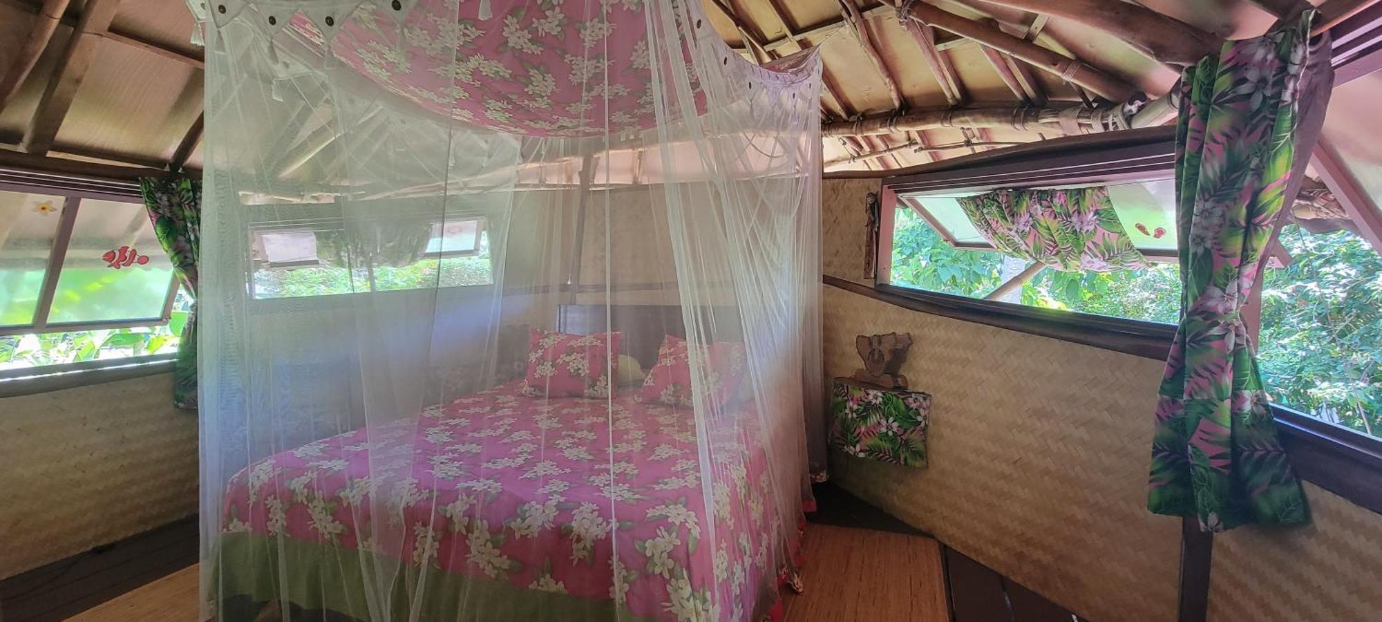 Location " La Pirogue " Maison D'Hotes A Moorea Haapiti Eksteriør billede