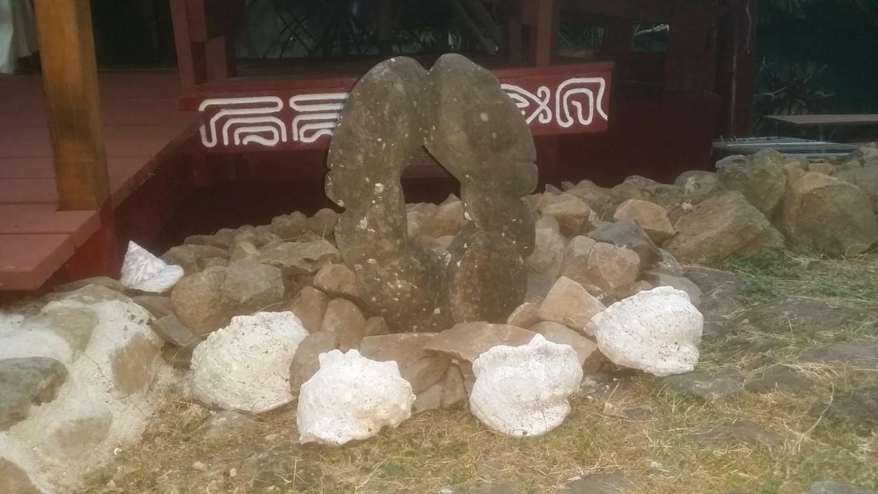 Location " La Pirogue " Maison D'Hotes A Moorea Haapiti Eksteriør billede